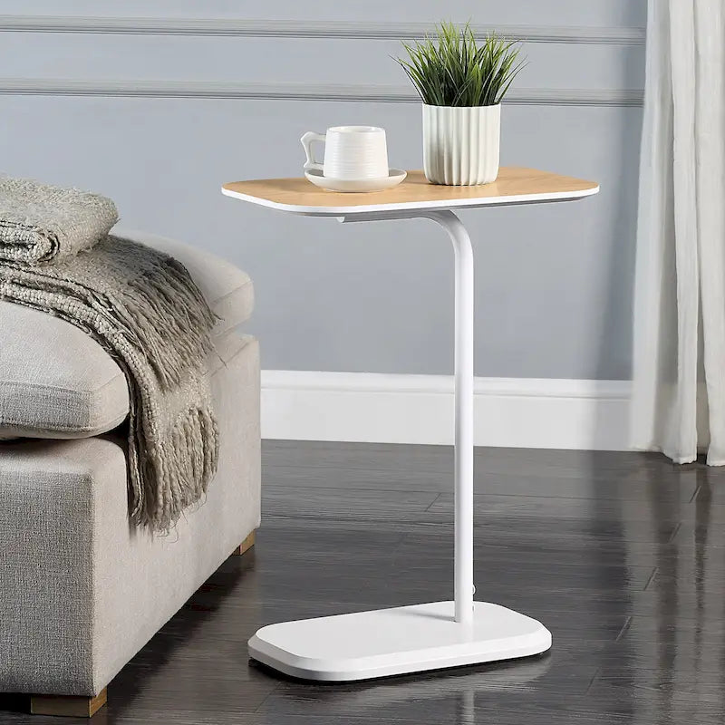 Table d'appoint en C