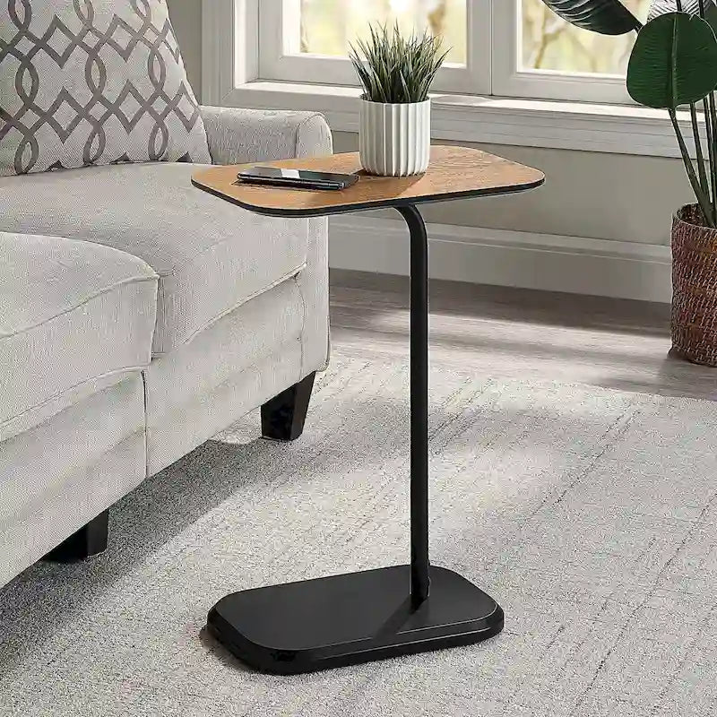 Table d'appoint en C